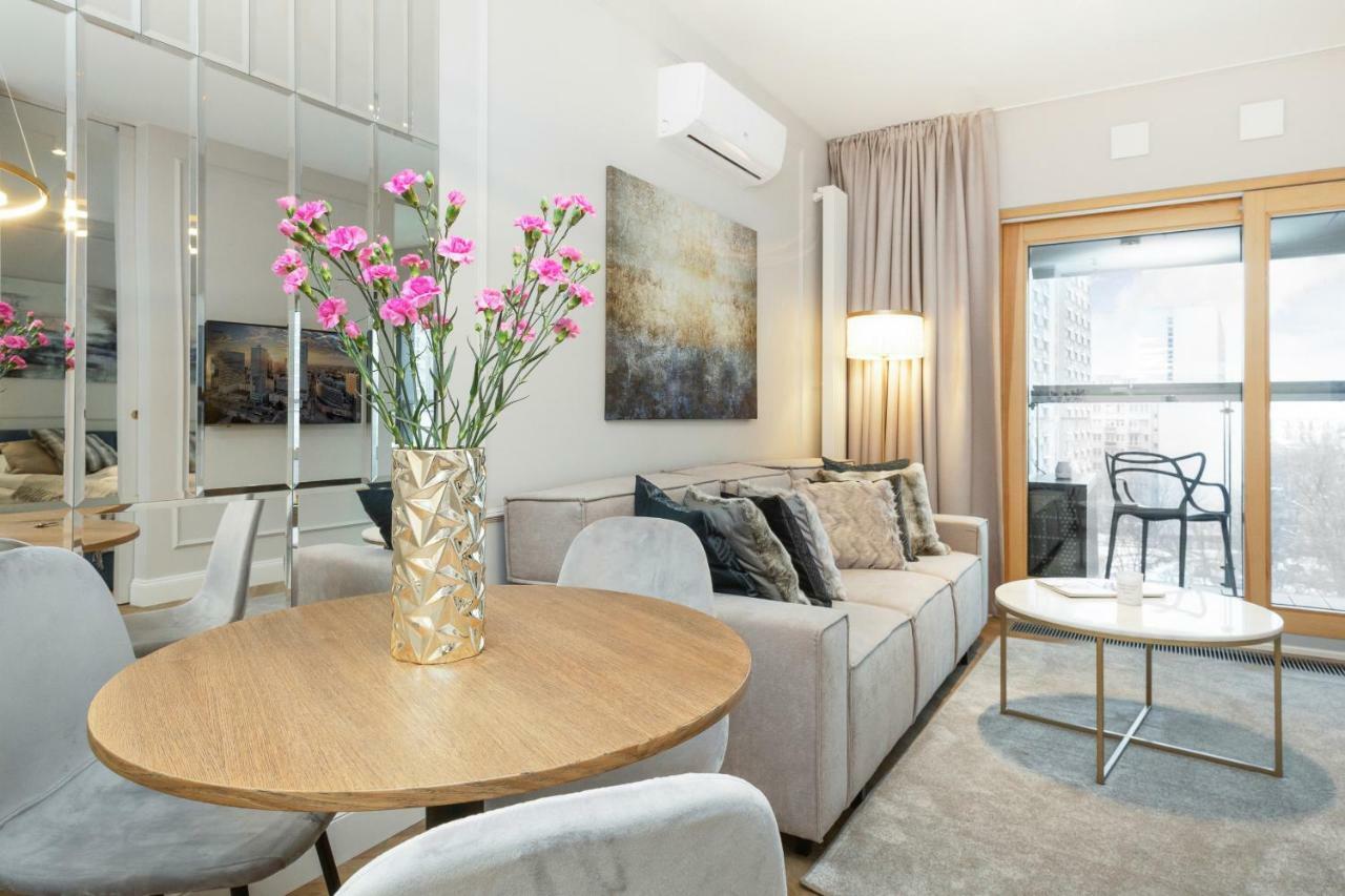 Mennica Residence Apartments By Renters Prestige Warschau Buitenkant foto